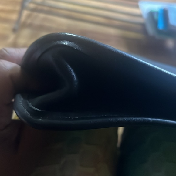 Coach leather briefcase excellent used condition. - Picture 2 of 6